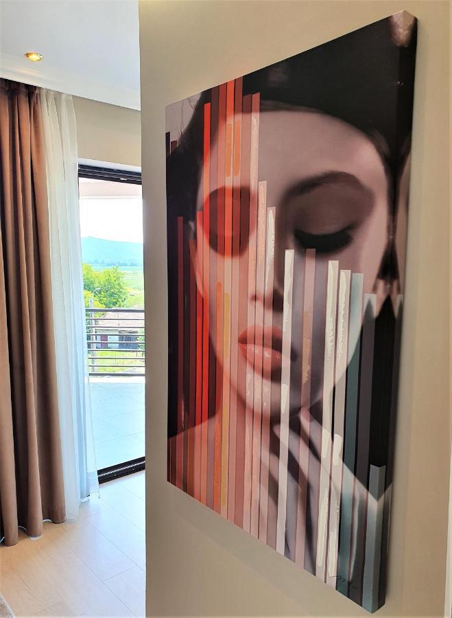 Casa Campeanu Hotell Glod  Exteriör bild