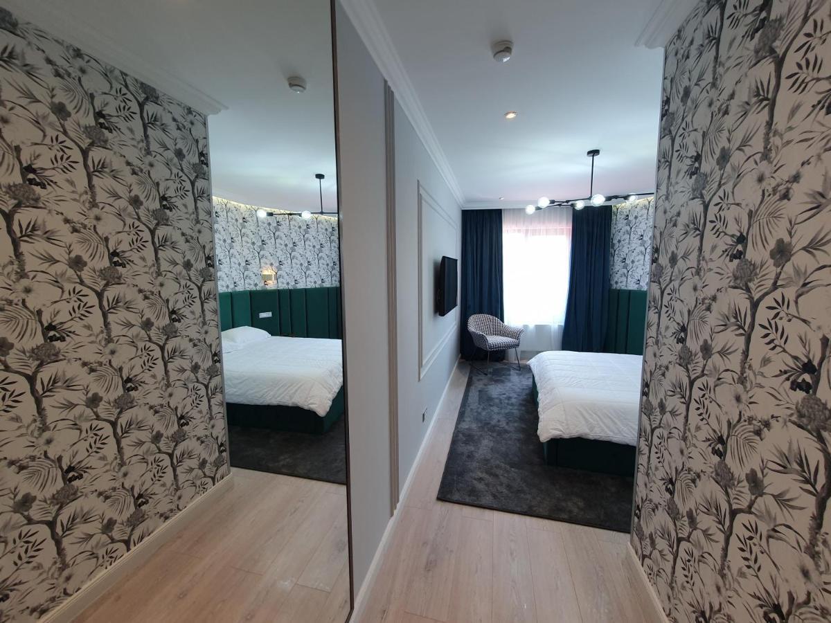 Casa Campeanu Hotell Glod  Exteriör bild